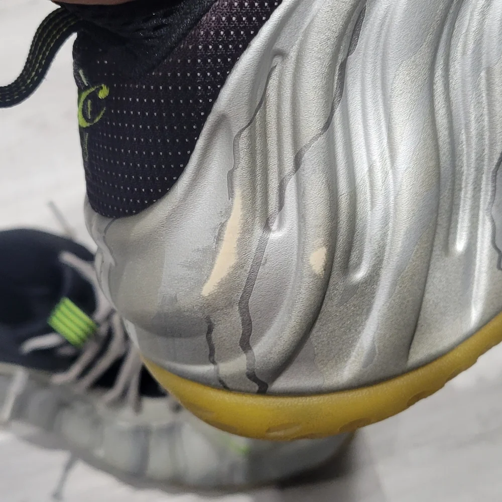 Nike Silver Foamposite Men's Shoes Size 13 - Picture 3 of 4